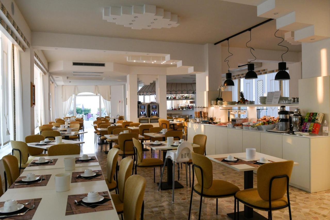 Hotel Delle Mimose Lido di Jesolo Exteriér fotografie